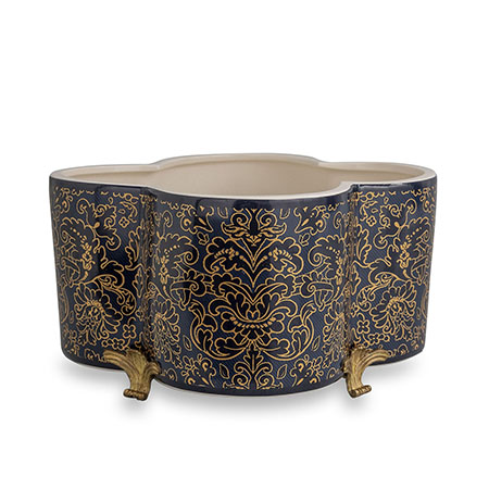 Richmond Damask Indigo Quatrefoil Planter